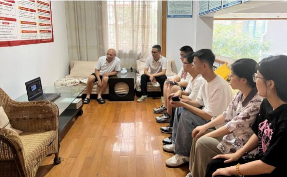 1724978068436078.png 9bc286b596ec24cebc0556aa7d8e86a.png